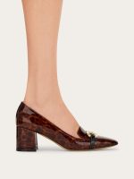 Ferragamo Gancini ornament pump - Image 6